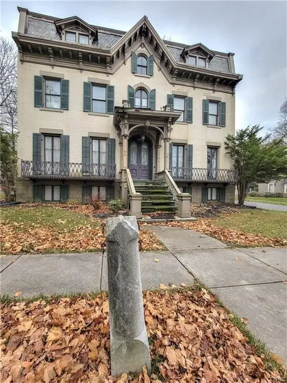 Abandoned 1827 Victorian-Style Home in Historic District