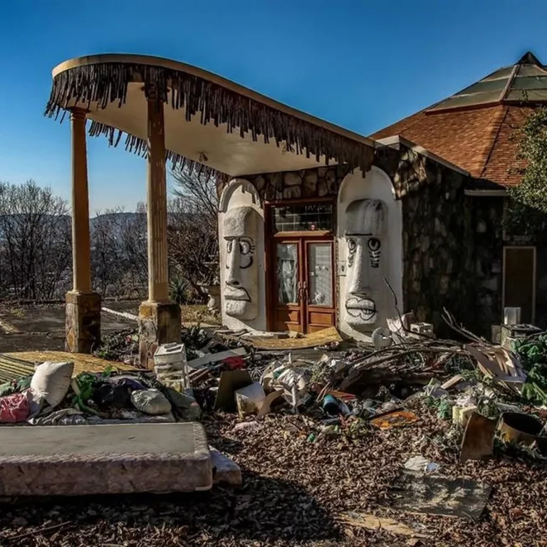 Billy Hull’s Abandoned 1972 Swingers Mansion