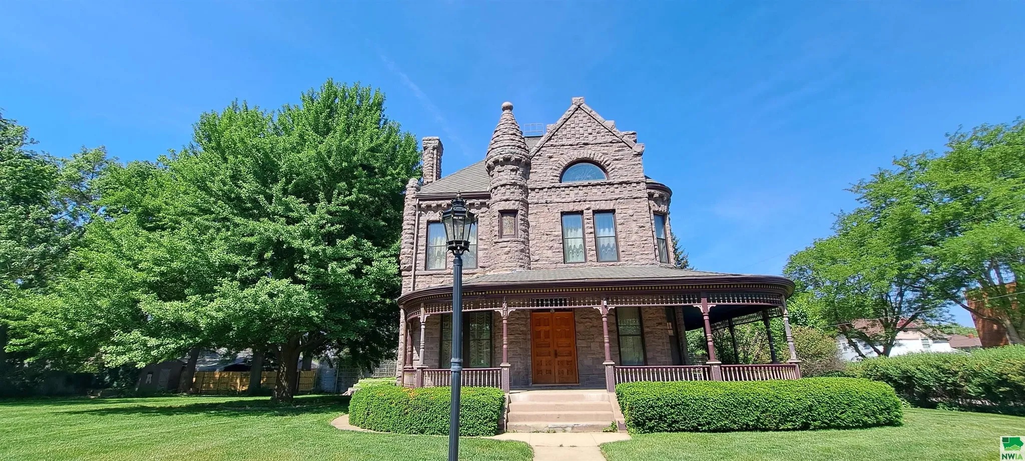 Historic Mansion For Sale Only For 425,000