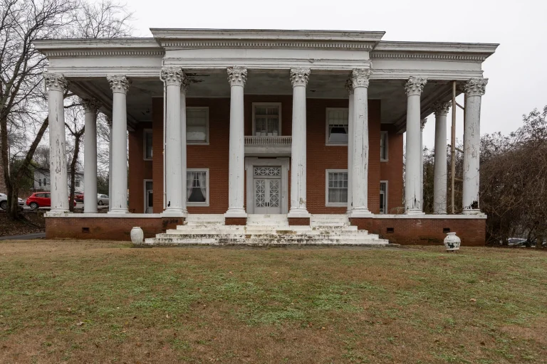 The Abandoned BRADLEY-SMITH RESIDENCE