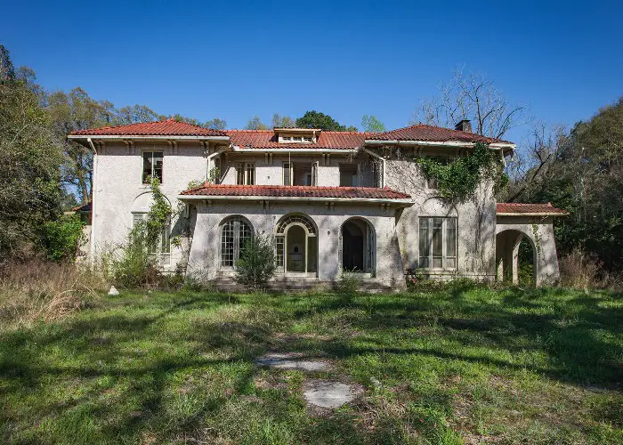 The Abandoned Outlaw House