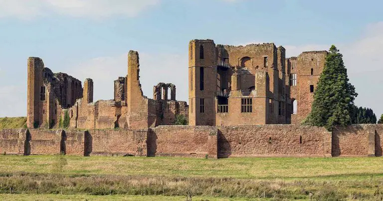 Kenilworth Castle, The Abandoned Castle in Warwickshire, England