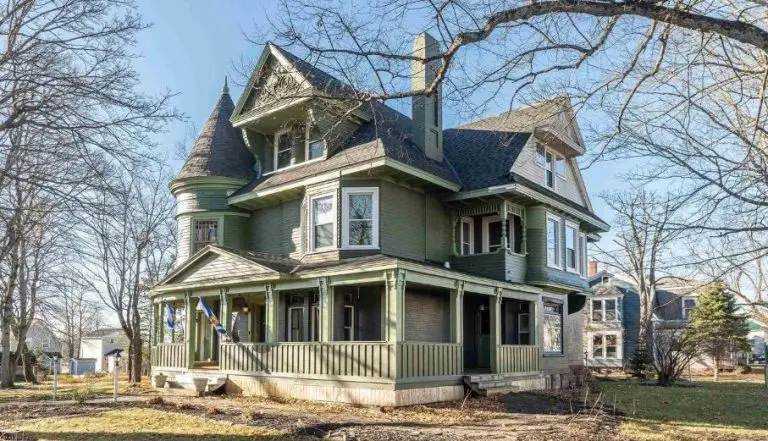 Historic 1890 Rhodes Manor Asks $579K in Amherst, Nova Scotia