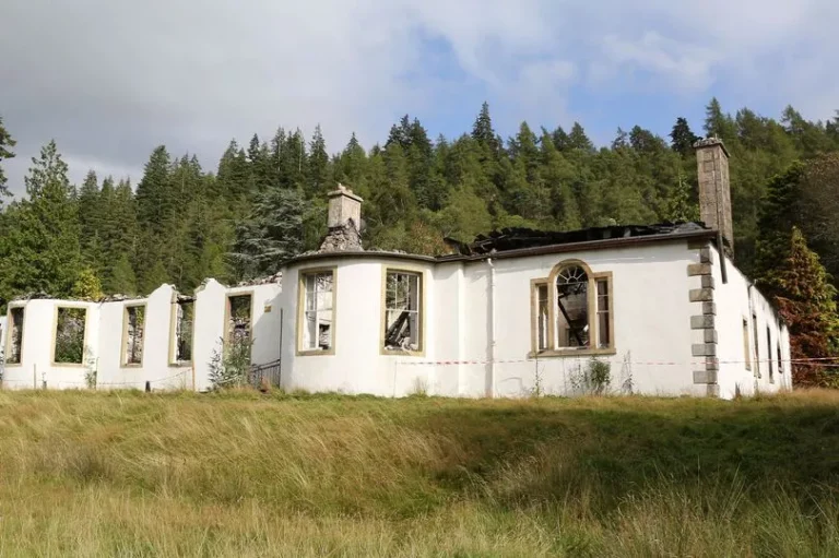 Abandoned ‘Haunted’ Scots Mansion Which Belonged to Led Zeppelin Guitarist To Open To The Public