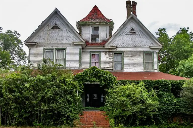 Inside The Abandoned Georgia House Where History Was Made