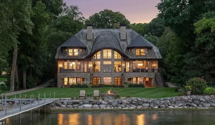 $9 Million Architect Mike Sharratt-Renovated Lake Minnetonka Lakeshore Retreat