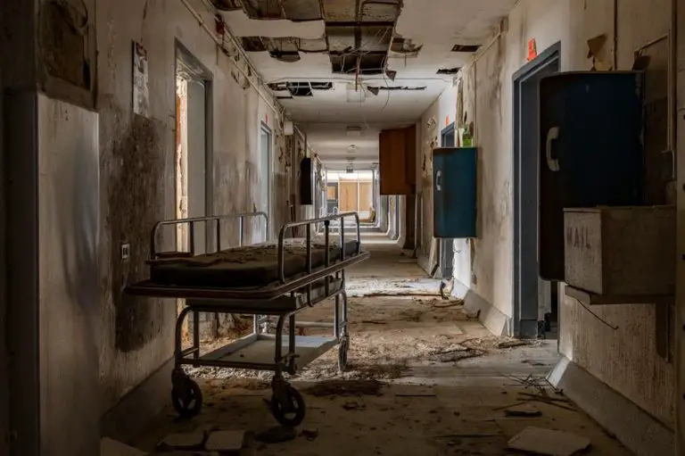 9 Haunting Abandoned Hospitals Stuck In Time