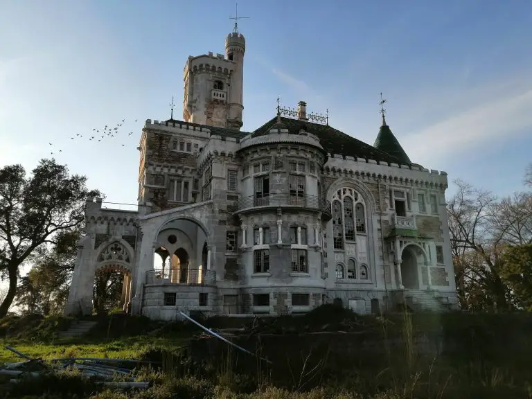 Castelo da Dona Chica – Portugal’s Neo-Romantic Dona Chica Castle