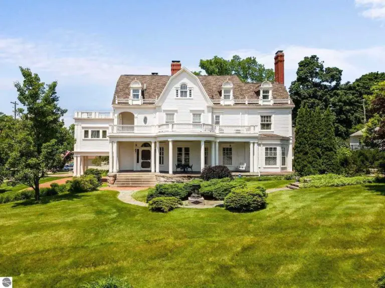 1897 George Mason-Designed Dutch Colonial Mansion