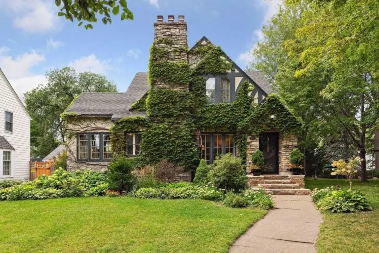 Picturesque 1936 Tudor For $819K in Minneapolis, Minnesota