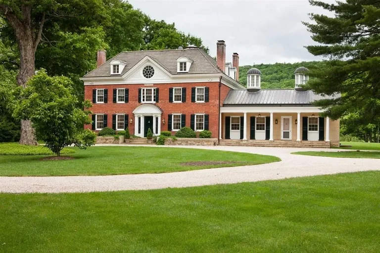 Restored Interior & 132 Country Acres Lists At $4.95M. Circa 1781 Bogardus Hall With 11,000 Sq Foot