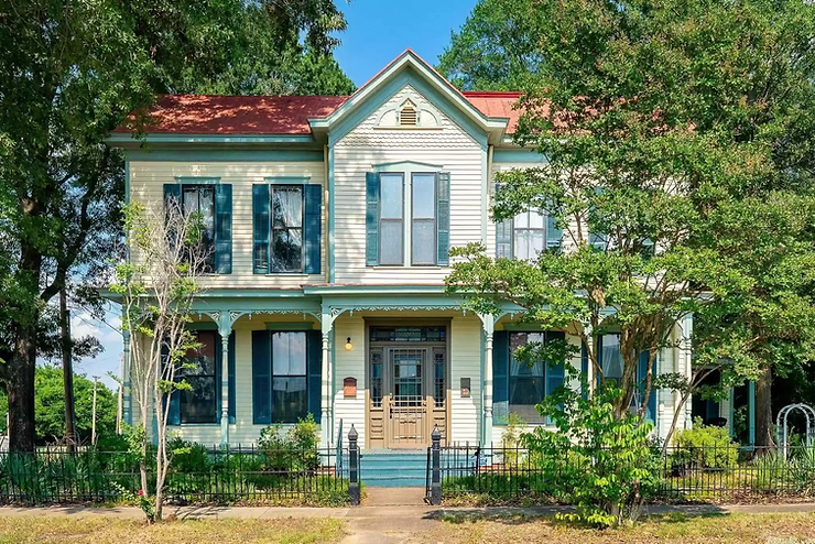 1870 National Register Reichardt House With Original Portraits Still In Home Only For $495K!