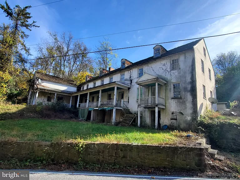 Abandoned 1754 Iron Master’s House in Mount Wolf, PA