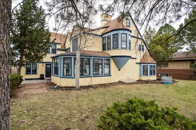 1883 WY Shingle Style House For $900,000!