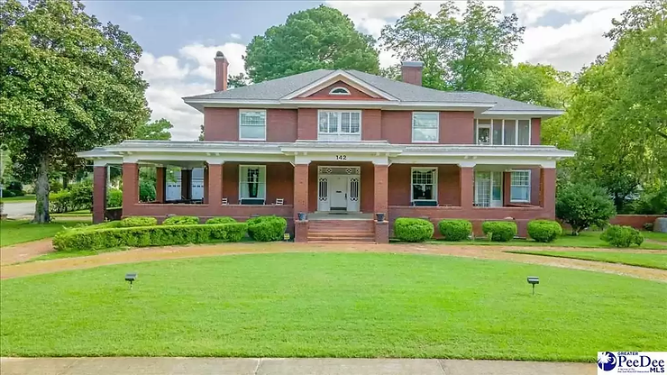 Restored South Carolina Coggeshall-Edwards House For $550,000!