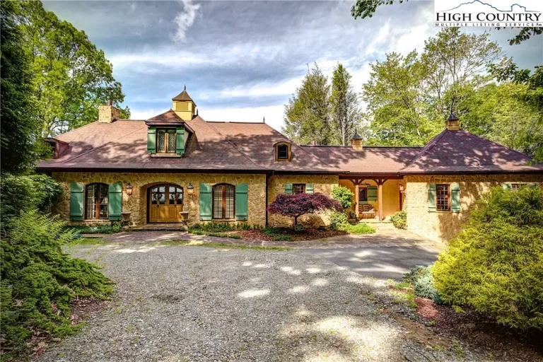 Gorgeous French Country Home With 5 Bedrooms On Sale For Only $1,590,000!
