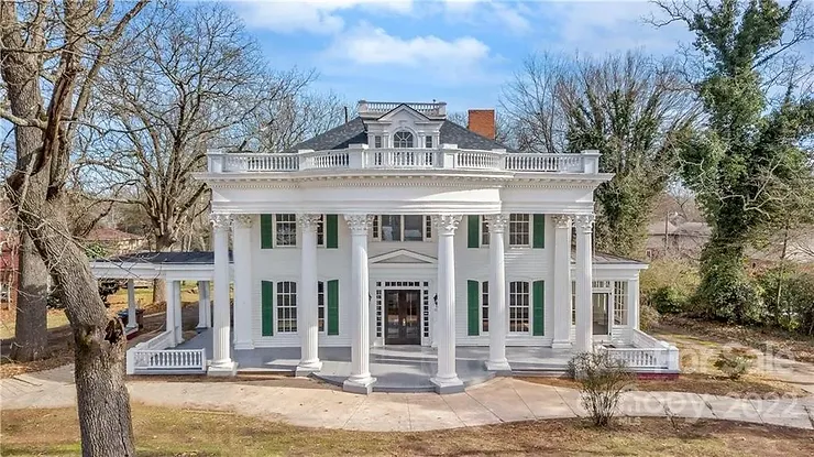 The James Heyword Hull Mansion Lists For $800,000! Photos Inside!