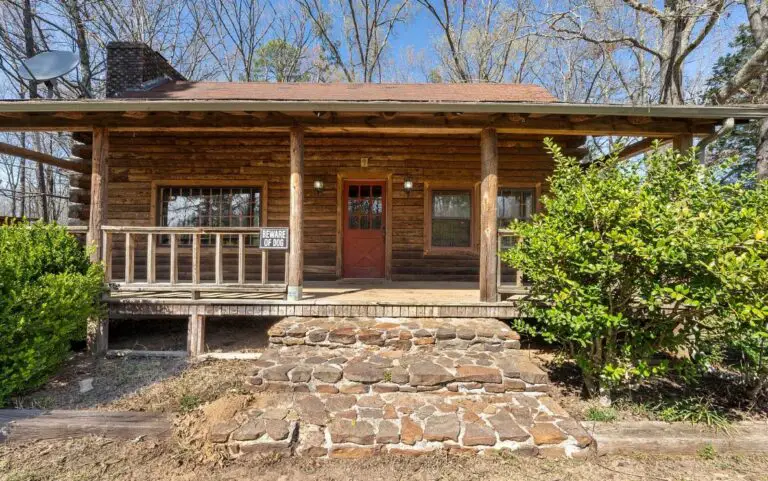 Lovely Cabin Set on 8.58 Private Acres For $170,000