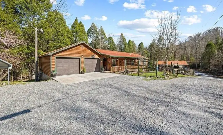Stunning 3-Bedroom Home on 9+ Acres Listed At $399,929!