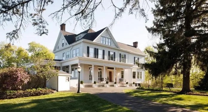 Historic 1802 Fox Martin House in Catskill, New York For $3.95 Million