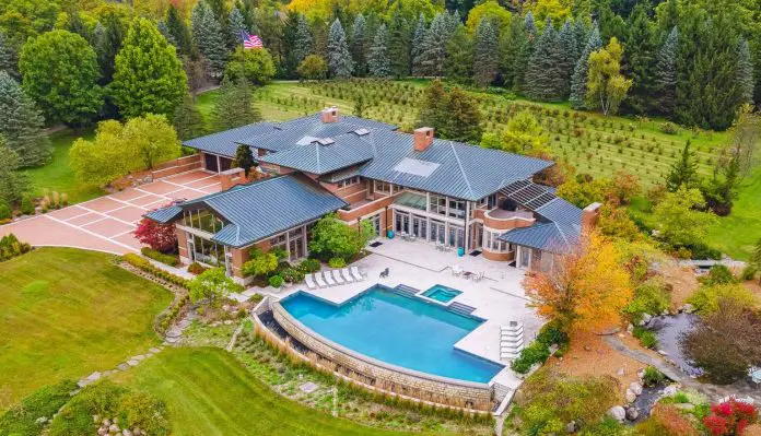Frank Lloyd Wright-Inspired Estate In Michigan For $8.9 Million