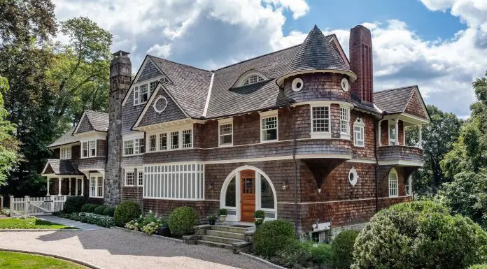 8-Fireplace Gilded Age Estate! Queen Anne-Style Masterpiece Now For Sale!