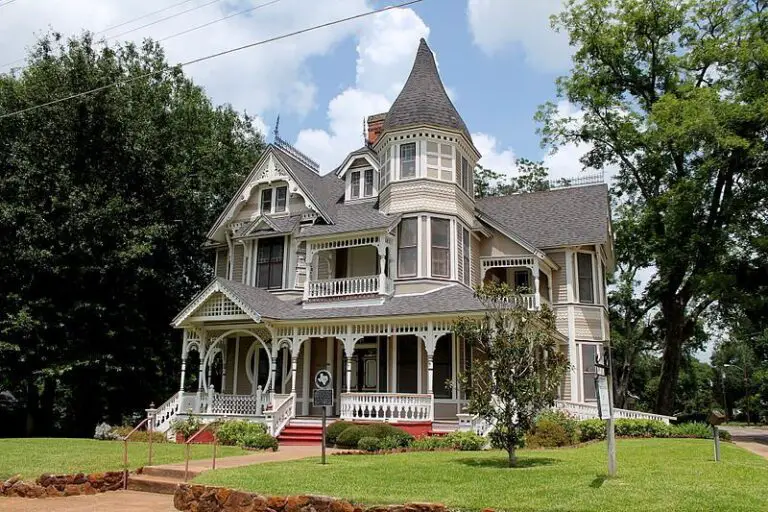 Downes-Aldrich Haunted House Started About 1891