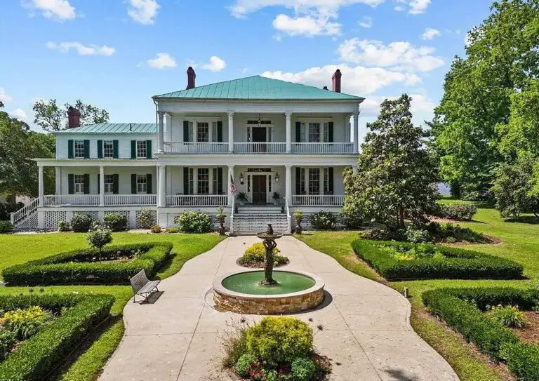 One of my favorites in Edenton, NC! Pembroke Hall, Circa 1851 For Only $3,995,000!