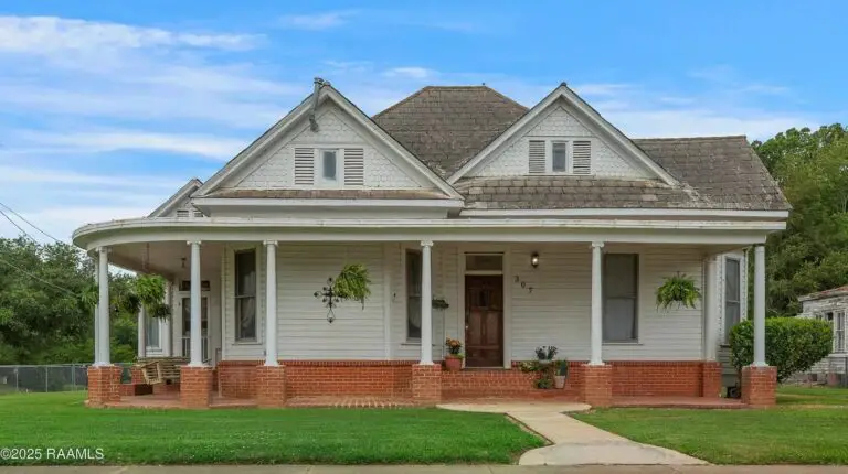 Deal of the Day! Circa 1870 in Louisiana For Just $95,000!