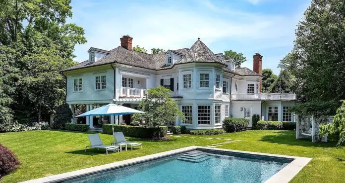 Sound Beach Partners-Built Colonial Revival in Riverside, Connecticut For $9.95 Million