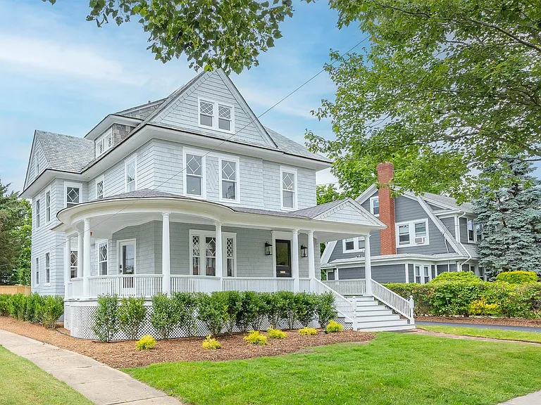 $999,900 – Restored 1910 Historic Masterpiece in Riverhead, NY