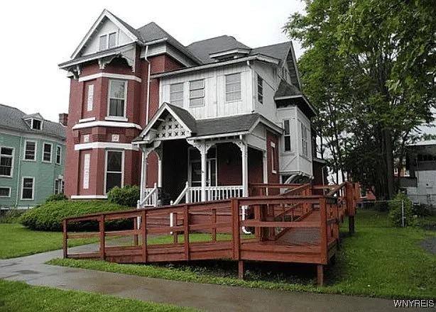 $117,900 | Historic Strawberry Mansion