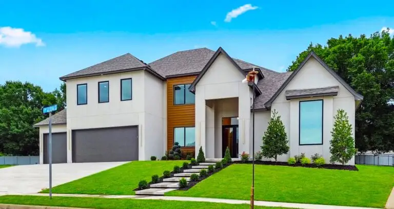 Brand-New Luxury in Forest Ridge, Broken Arrow For $1,095,000