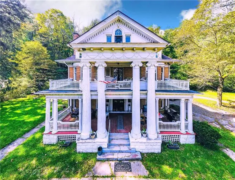 5,000 square feet! Over two acres in Pennsylvania. Circa 1871. $249,900