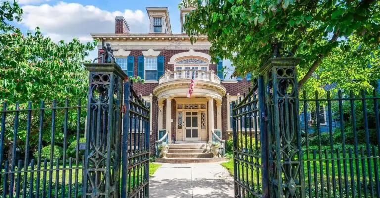 Historic 1909 Georgian Revival Masterpiece in Lynchburg, Virginia For $599K