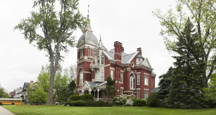 1888 William Luther Carlin House in Findlay, Ohio