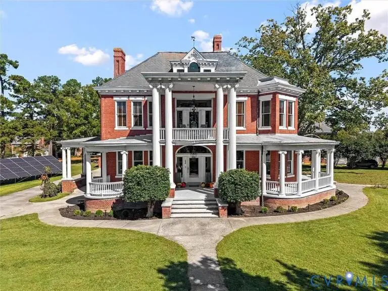 The Oliver Mansion in Crewe, Virginia! $485,000 for a 5-Bed, 5-Bath Colonial Revival Masterpiece