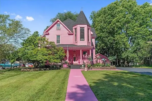 Barbiecore Castle Hits the Market in Hudson, Wisconsin For $1.1 Million