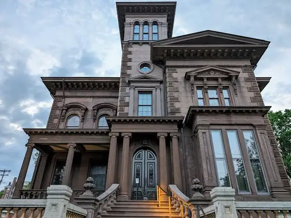 The Beauty Of 1858 Victorian Mansion, The Morse-Libby House! Inside Photos!