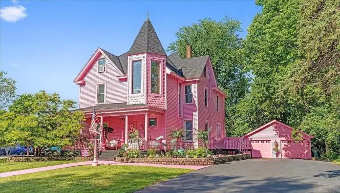 $1.1 Million Barbiecore Castle Hits the Market in Hudson, Wisconsin