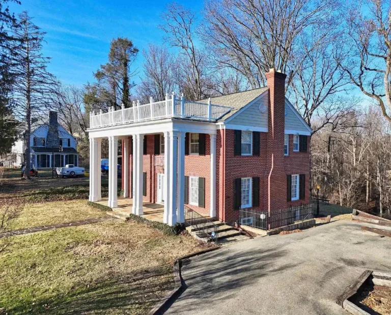 Pretty interior! Huge finished basement with second kitchen. C. 1948 in Virginia. $365,000