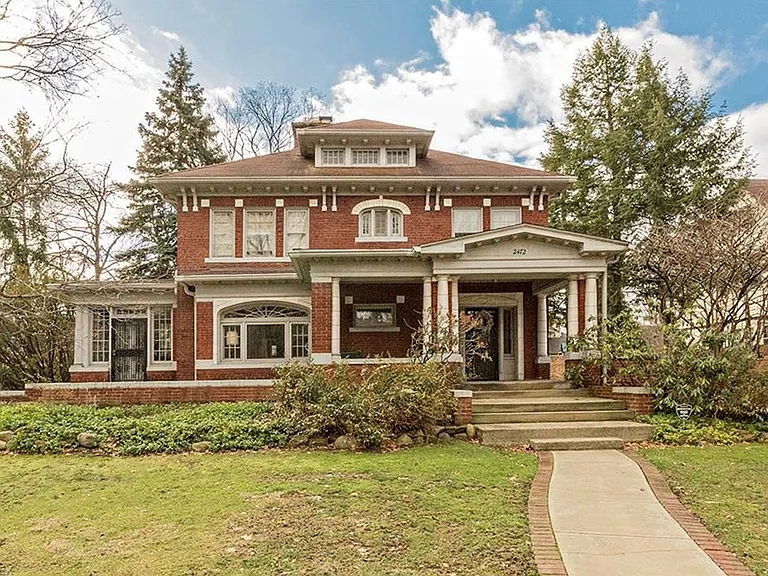 $533,300! Timeless Colonial Treasure! 5 Beds, 4 Baths, 3,454 Sqft near University Circle