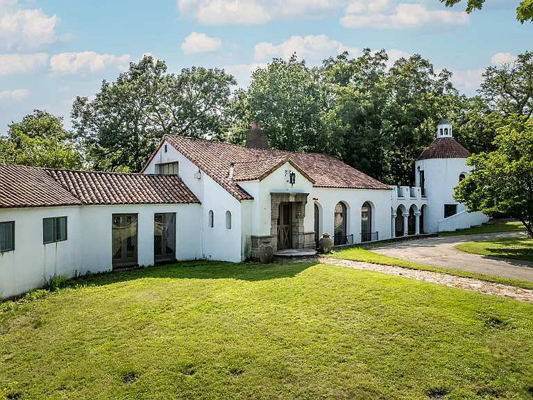 $349K Architectural Gem: 7 Beds, Bell Tower & 6K Sq Ft with Panoramic Creek Views!