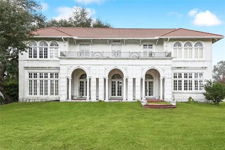 Lots Of Potential! Stunning Historic Architecture! C. 1930 in Louisiana. $549,900.