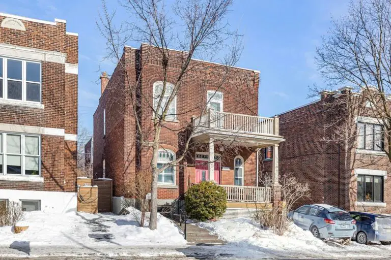 Check Out The Staircase! Circa 1918 Treasure In Montreal Hitting The Market!