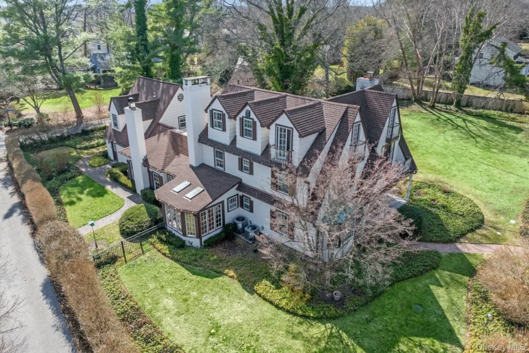 Pretty mantels and parquet floors! C. 1925 architecture in New York. $2,100,000.