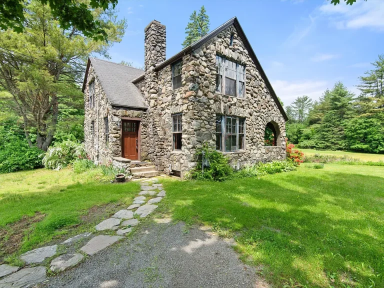 Charming stone cottage! C. 1928 on 1.2 acres in Maine. $266,000.
