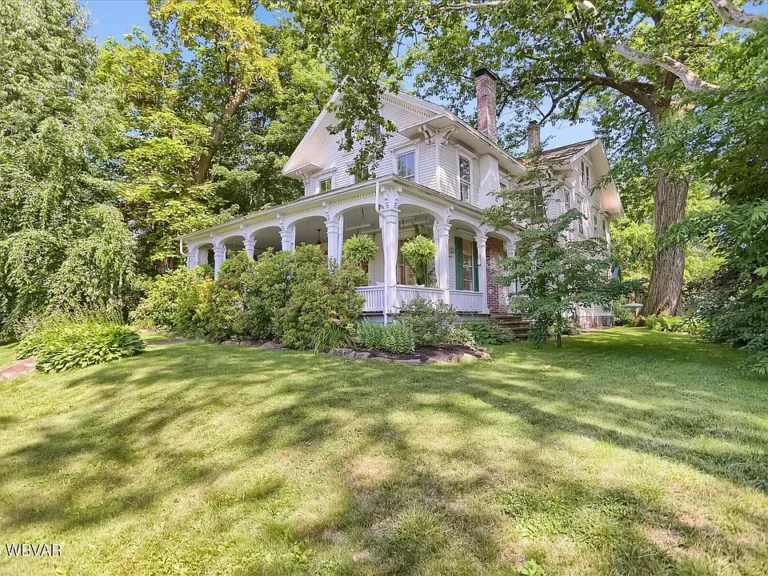 Check out the billiards room!! C. 1865 Victorian in Pennsylvania. $330,000.