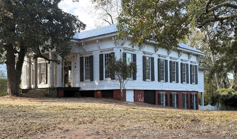 $90,000. Stunning Greek Revival! C. 1848 in Alabama.