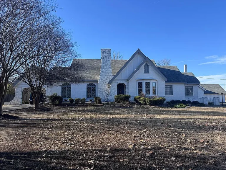 Stunning pool and waterfall! C. 1933 in Mississippi. $325,000.